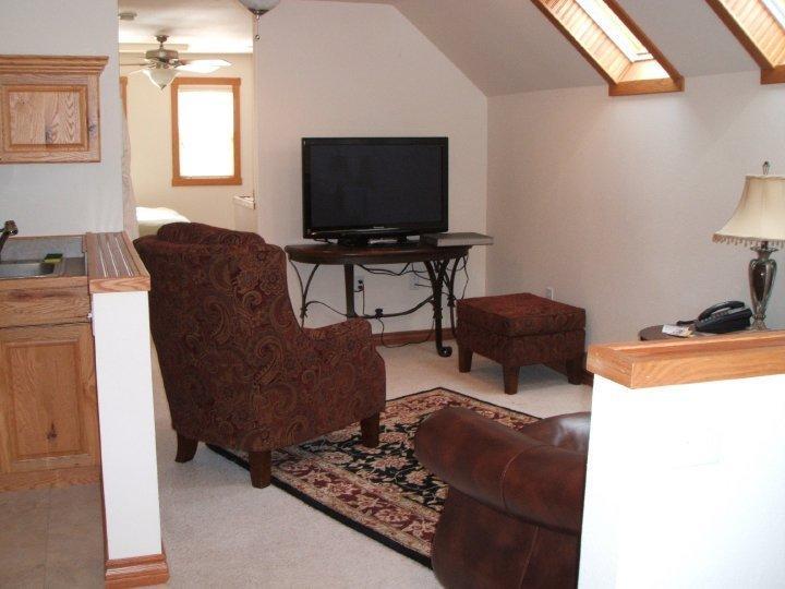Glacier Mountain Lodge Кълъмбия Фолс Стая снимка